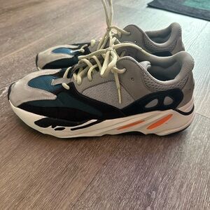 Yeezy Wave Runner 700 Gray Teal Orange Sneakers